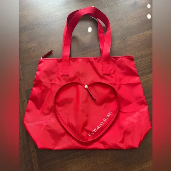 Victoria’s Secret NWT Packable Tote & Floral “Bombshell” Scarf - Picture 4 of 11